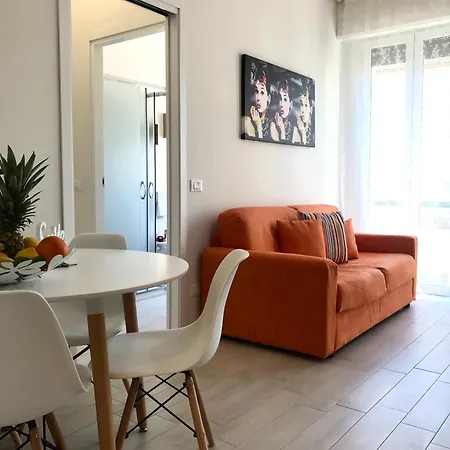 Suite Locchi. Vicino Tramvia/Careggi/Meyer Florence Exterior photo