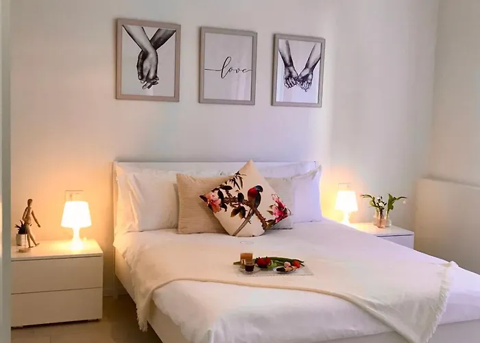 Suite Locchi. Vicino Tramvia/Careggi/Meyer